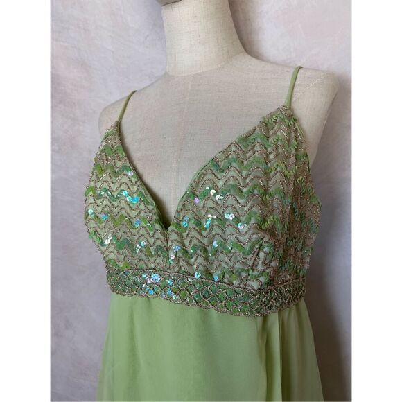 Vintage 1960s GreenโEveningโDressโGown - Picture 4 of 9